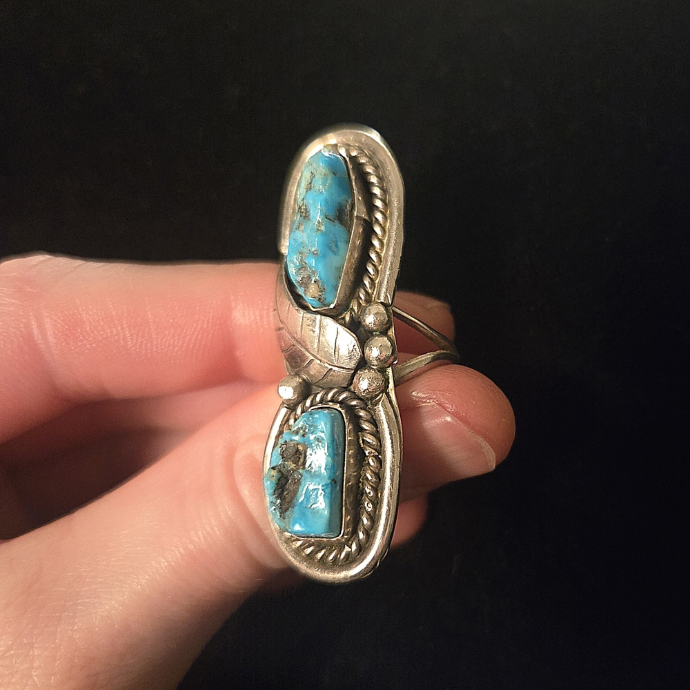 70s Southwest Turquoise & Sterling Silver Statement Ring - Picture 3 of 6